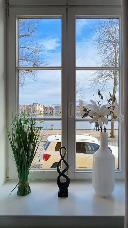 Das Ferienapartment Alexandrine Direkt Am Pfaffenteich Mit Eigenem Parkplatz Schwerin  Kültér fotó